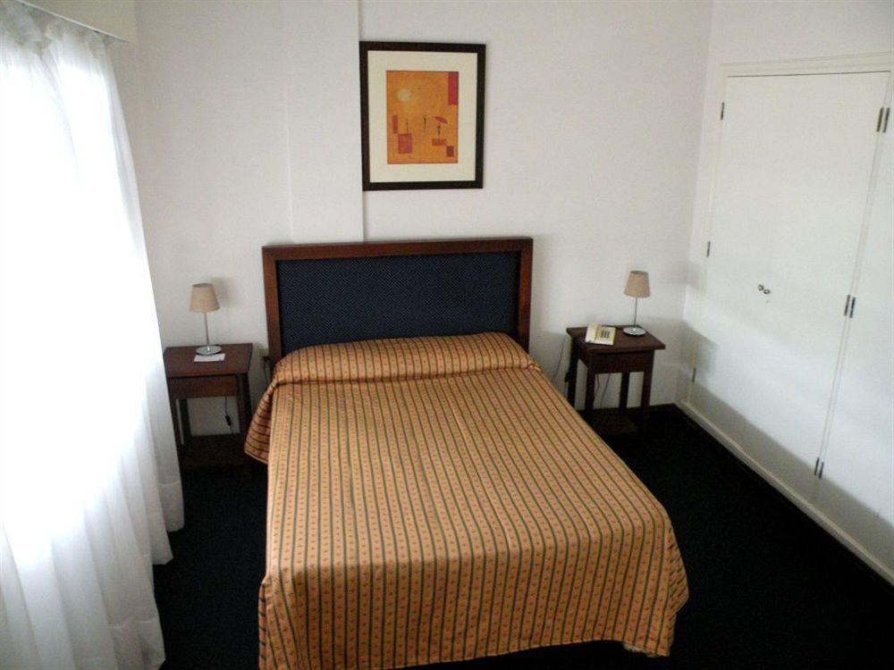 Hotel Lancaster Montevideo Esterno foto